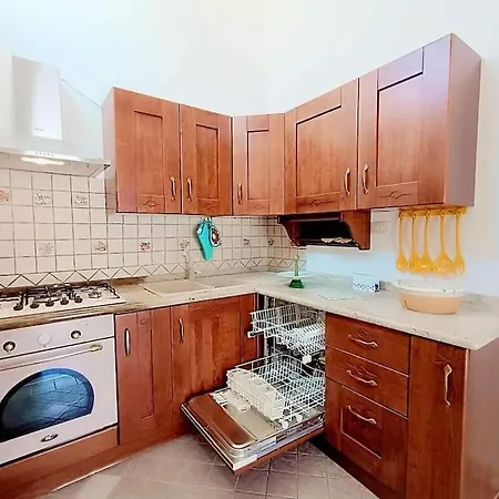 Adele Posto Tranquillo Al Centro Del Paese Сasa de vacaciones Santa Cesarea Terme