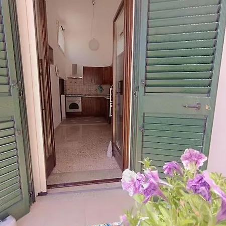 Adele Posto Tranquillo Al Centro Del Paese * Santa Cesarea Terme