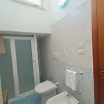 Adelè Posto Tranquillo Al Centro Del Paese *