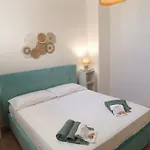 Adelè Posto Tranquillo Al Centro Del Paese Hébergement de vacances