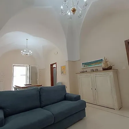 Adele Posto Tranquillo Al Centro Del Paese Ferienhaus Santa Cesarea Terme