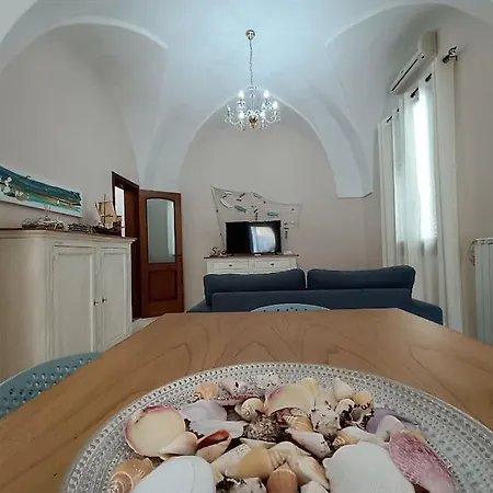 Adele Posto Tranquillo Al Centro Del Paese * Santa Cesarea Terme