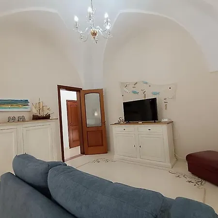 Adelè Posto Tranquillo Al Centro Del Paese *
