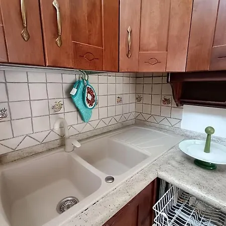 Adelè Posto Tranquillo Al Centro Del Paese