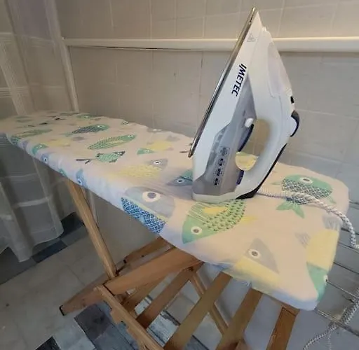 Adele Posto Tranquillo Al Centro Del Paese * سانتا سيزاريا تيرمي