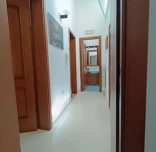 Adele Posto Tranquillo Al Centro Del Paese بيت للعطل *