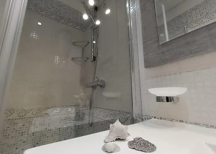 Adelè Posto Tranquillo Al Centro Del Paese * Santa Cesarea Terme