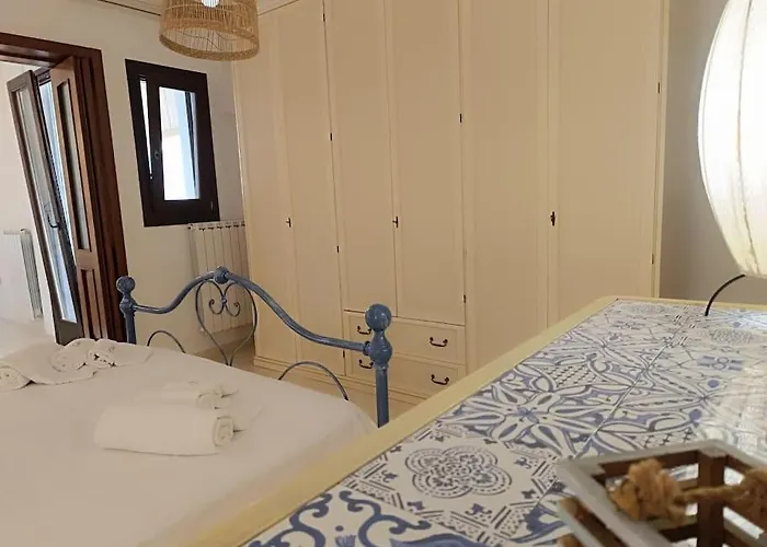 Adele Posto Tranquillo Al Centro Del Paese بيت للعطل سانتا سيزاريا تيرمي