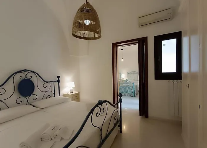 Adelè Posto Tranquillo Al Centro Del Paese Santa Cesarea Terme