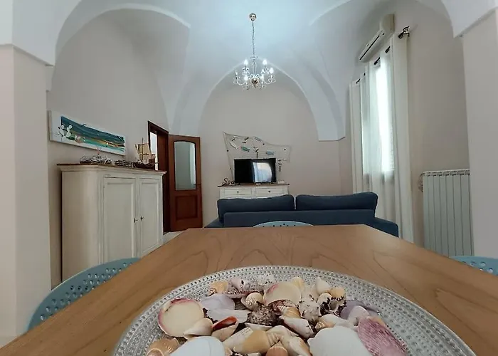 Adelè Posto Tranquillo Al Centro Del Paese * Santa Cesarea Terme