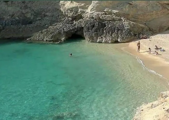 Adelè Posto Tranquillo Al Centro Del Paese * Santa Cesarea Terme