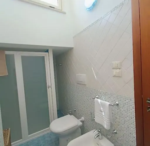 Adelè Posto Tranquillo Al Centro Del Paese *