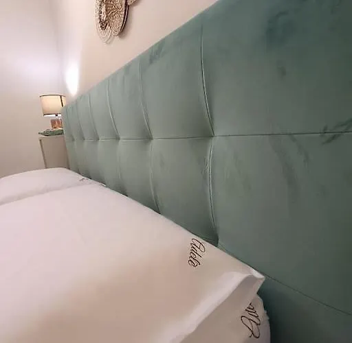 Adele Posto Tranquillo Al Centro Del Paese * سانتا سيزاريا تيرمي