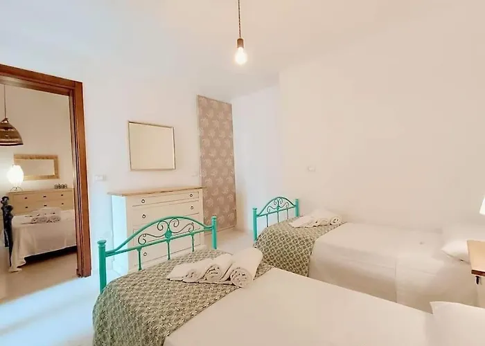 Adelè Posto Tranquillo Al Centro Del Paese Casa vacanze