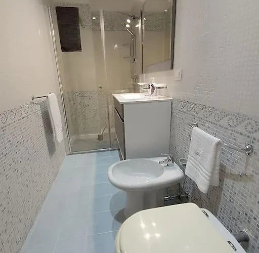 Adelè Posto Tranquillo Al Centro Del Paese *