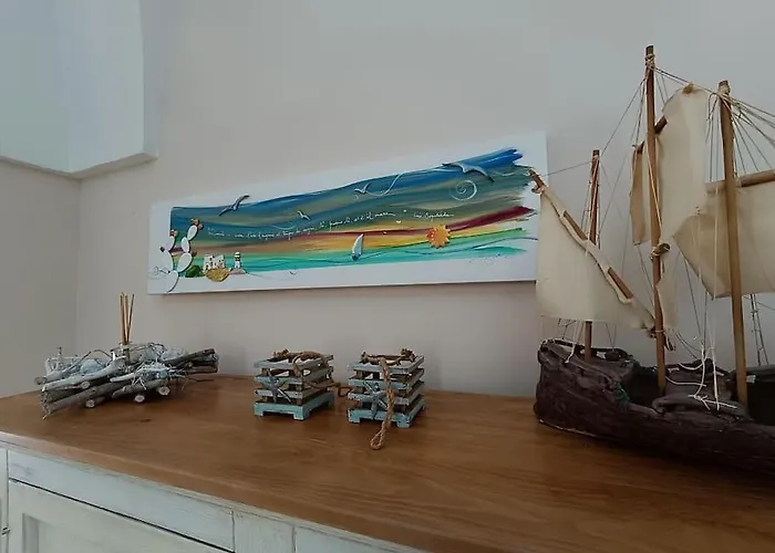 Adele Posto Tranquillo Al Centro Del Paese *